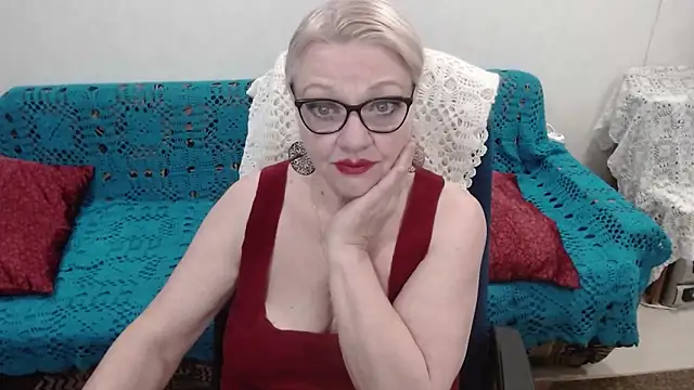 xHoneyLadyx online show from November 26, 2025, 9:32 am