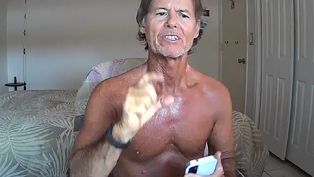 nakeedcowboi65 online show from April 10, 2026, 10:25 pm