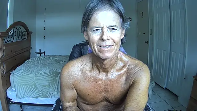 Snapshot of nakeedcowboi65 chatting on May 3, 2026, 8:37 pm nakeedcowboi65 online show from May 3, 2026, 8:37 pm