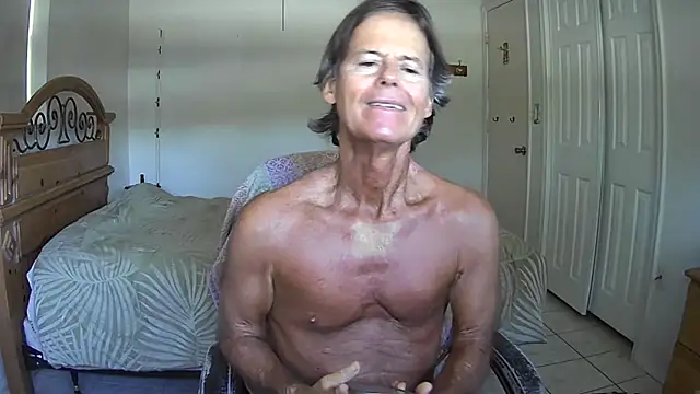 Snapshot of nakeedcowboi65 chatting on May 6, 2026, 9:20 pm nakeedcowboi65 online show from May 6, 2026, 9:20 pm