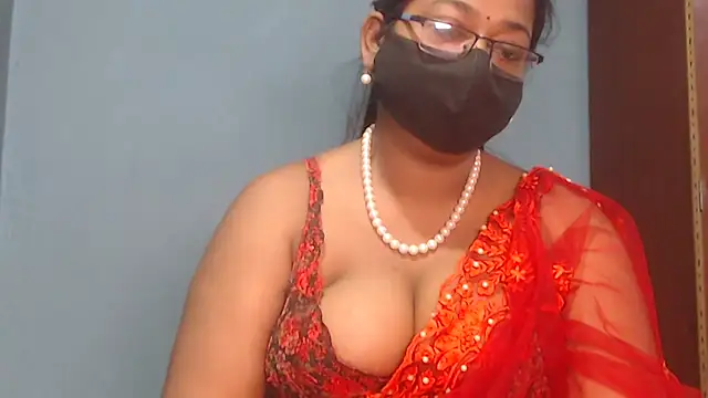 naughtyboobs38dd online show from July 27, 2026, 7:26 am