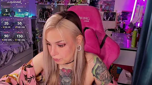 ChloeKohaku online show from September 11, 2025, 4:01 am