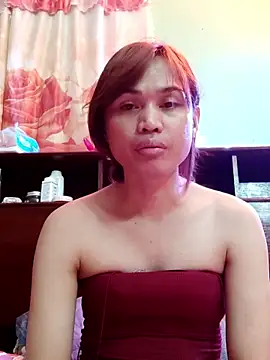 QueenSoreal online show from October 13, 2025, 6:08 pm