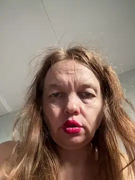 Snapshot of Susanel chatting on July 27, 2026, 10:33 am Susanel online show from July 27, 2026, 10:33 am