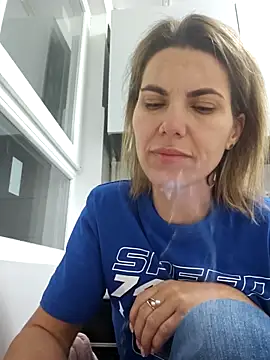 FeliciaKrige online show from April 22, 2026, 11:17 pm