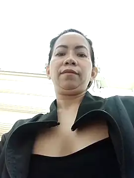 Snapshot of ladyxianne chatting on March 3, 2025, 8:49 am ladyxianne online show from March 3, 2025, 8:49 am