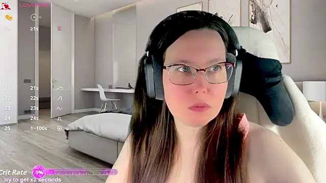 Snapshot of Victoria_Romans chatting on June 2, 2026, 11:18 pm Victoria Romans online show from June 2, 2026, 11:18 pm