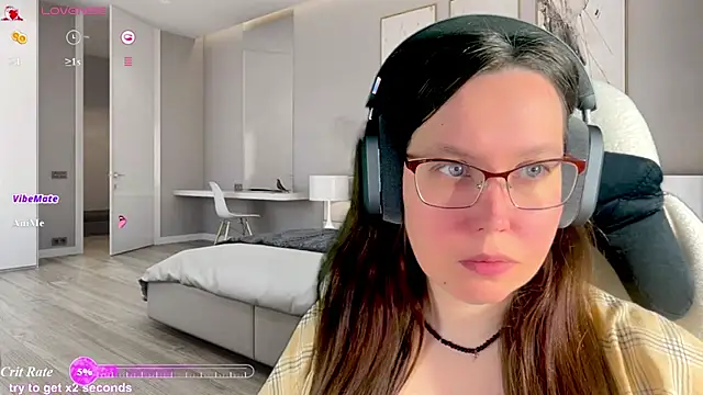 Snapshot of Victoria_Romans chatting on June 11, 2026, 3:37 am Victoria Romans online show from June 11, 2026, 3:37 am