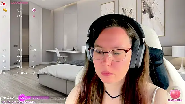 Snapshot of Victoria_Romans chatting on June 24, 2026, 2:38 pm Victoria Romans online show from June 24, 2026, 2:38 pm