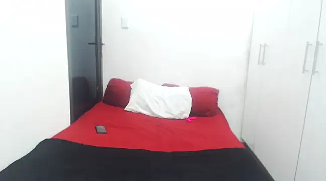 Samantha69x online show from February 17, 2025, 2:53 am