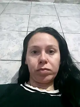 Snapshot of Venusluxodomme chatting on May 2, 2026, 8:47 pm Venusluxodomme online show from May 2, 2026, 8:47 pm