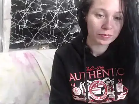 Venusluxodomme online show from June 12, 2026, 10:19 pm