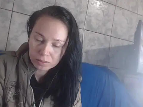 Venusluxodomme online show from June 27, 2026, 2:49 am