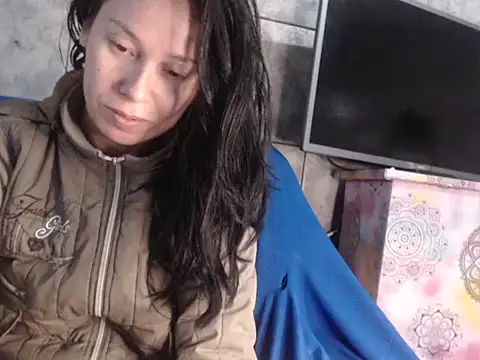 Venusluxodomme online show from July 21, 2026, 4:04 am