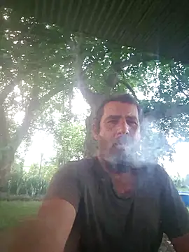 Snapshot of TryingWind chatting on February 21, 2025, 4:16 pm TryingWind online show from February 21, 2025, 4:16 pm