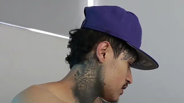 trieone online show from December 10, 2024, 7:54 pm