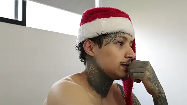 trieone online show from December 24, 2024, 9:55 pm