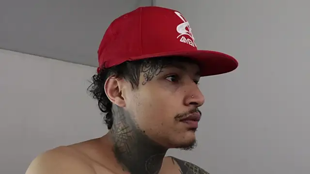 trieone online show from February 7, 2025, 4:59 am