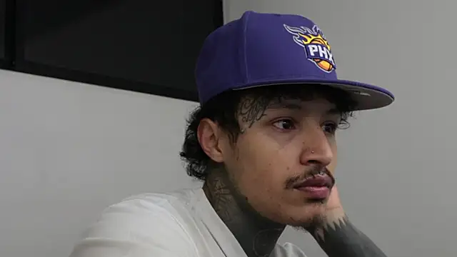 trieone online show from March 23, 2025, 2:37 am