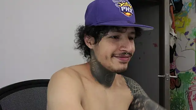 trieone online show from February 18, 2026, 1:45 am