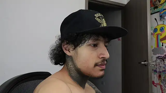 trieone online show from March 1, 2026, 2:13 am