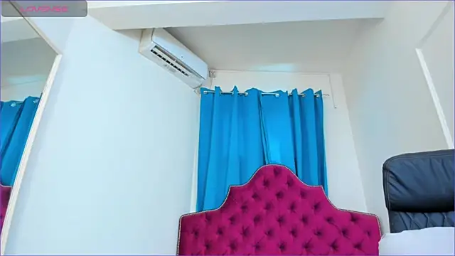 Snapshot of ninnadee chatting on July 7, 2026, 6:47 am ninnadee online show from July 7, 2026, 6:47 am