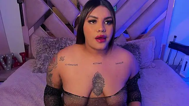 Victoria14  online show from January 12, 2025, 1:11 am