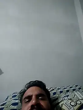 Snapshot of Dogol1990 chatting on September 28, 2025, 8:03 pm Dogol1990 online show from September 28, 2025, 8:03 pm