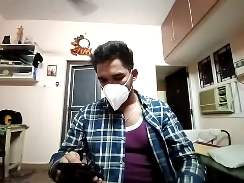 Snapshot of luckyloki chatting on December 20, 2024, 12:27 pm luckyloki online show from December 20, 2024, 12:27 pm