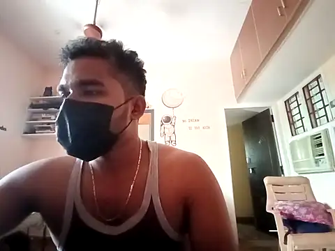 Snapshot of luckyloki chatting on October 3, 2025, 5:37 am luckyloki online show from October 3, 2025, 5:37 am