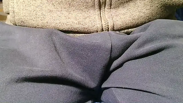 kalinixta online show from April 12, 2026, 7:52 pm