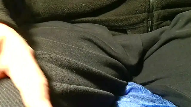 kalinixta online show from April 13, 2026, 4:34 pm