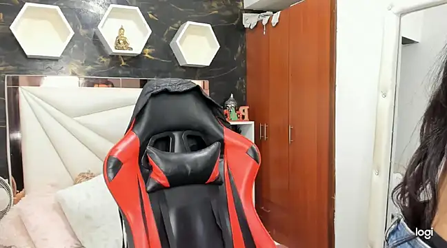 Snapshot of ximena_slut_21 chatting on December 30, 2024, 1:26 am ximena slut 21 online show from December 30, 2024, 1:26 am