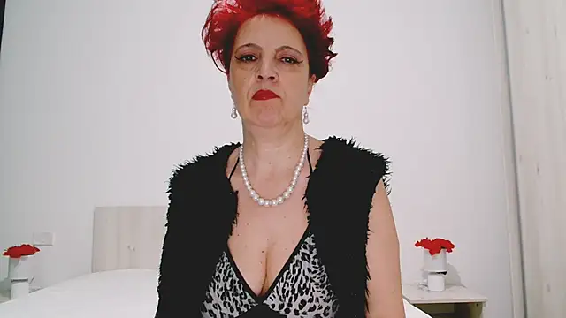 MilfSupreme online show from December 7, 2024, 12:13 pm