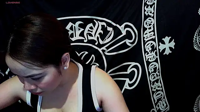 Snapshot of _preciousmoira_ chatting on June 21, 2026, 4:48 am preciousmoira online show from June 21, 2026, 4:48 am