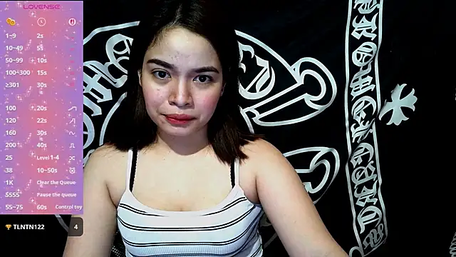 Snapshot of _preciousmoira_ chatting on July 2, 2026, 1:27 am preciousmoira online show from July 2, 2026, 1:27 am
