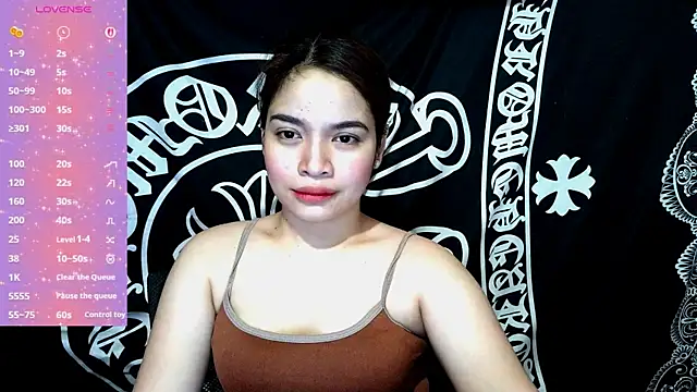 Snapshot of _preciousmoira_ chatting on July 14, 2026, 1:19 am preciousmoira online show from July 14, 2026, 1:19 am