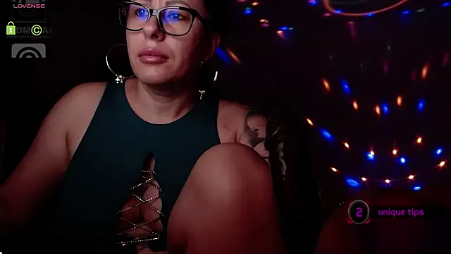 SonyaDevon online show from July 1, 2026, 5:42 am