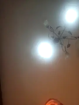 LAURAFOCOSA online show from March 9, 2025, 4:44 pm