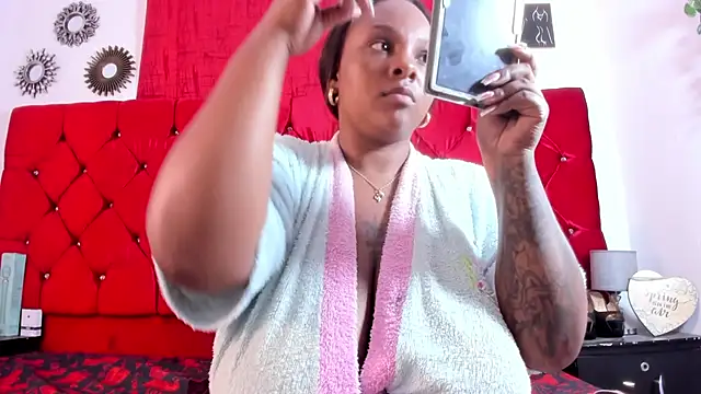 Snapshot of harleyevaans chatting on September 30, 2025, 12:32 pm harleyevaans online show from September 30, 2025, 12:32 pm