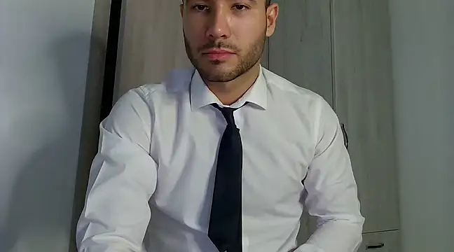 Justynn1 online show from February 28, 2025, 5:26 am