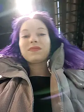 Frost foxy online show from December 21, 2024, 8:28 am