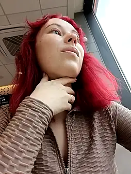 Frost foxy online show from March 7, 2025, 7:08 am