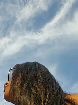 DAELAA online show from February 19, 2025, 10:09 pm