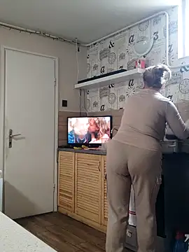 Elza01 online show from April 9, 2026, 8:42 am