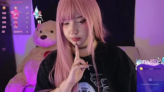 KuroChan420 online show from December 12, 2024, 9:08 am