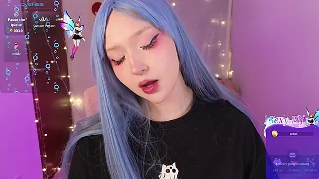 KuroChan420 online show from December 17, 2025, 12:27 am