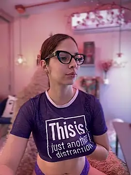 Zoe Bae online show from September 17, 2025, 10:00 pm