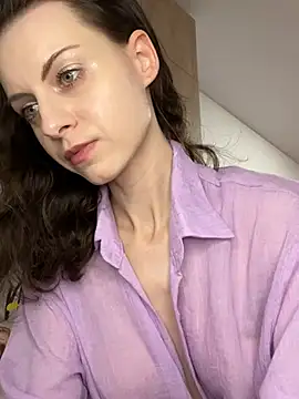 MissAnuta online show from March 1, 2026, 6:32 pm