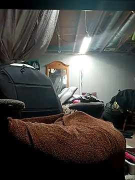 jjdirty6996 online show from October 15, 2025, 11:49 pm